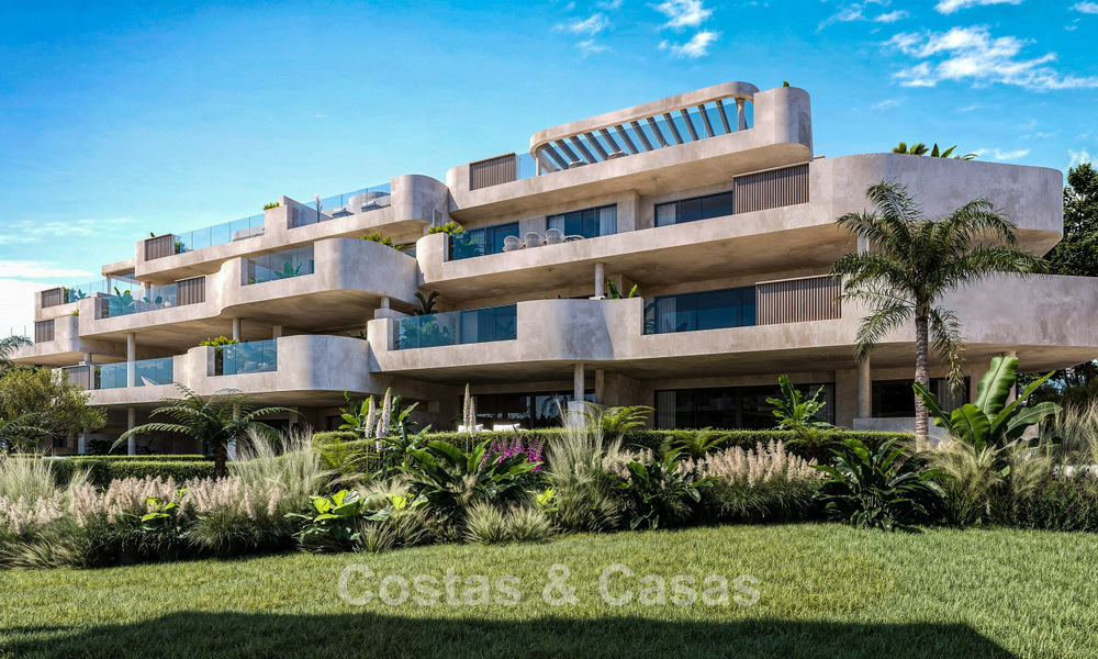 Appartements de charme élégants à vendre à quelques pas de la plage à l'ouest d'Estepona 782595