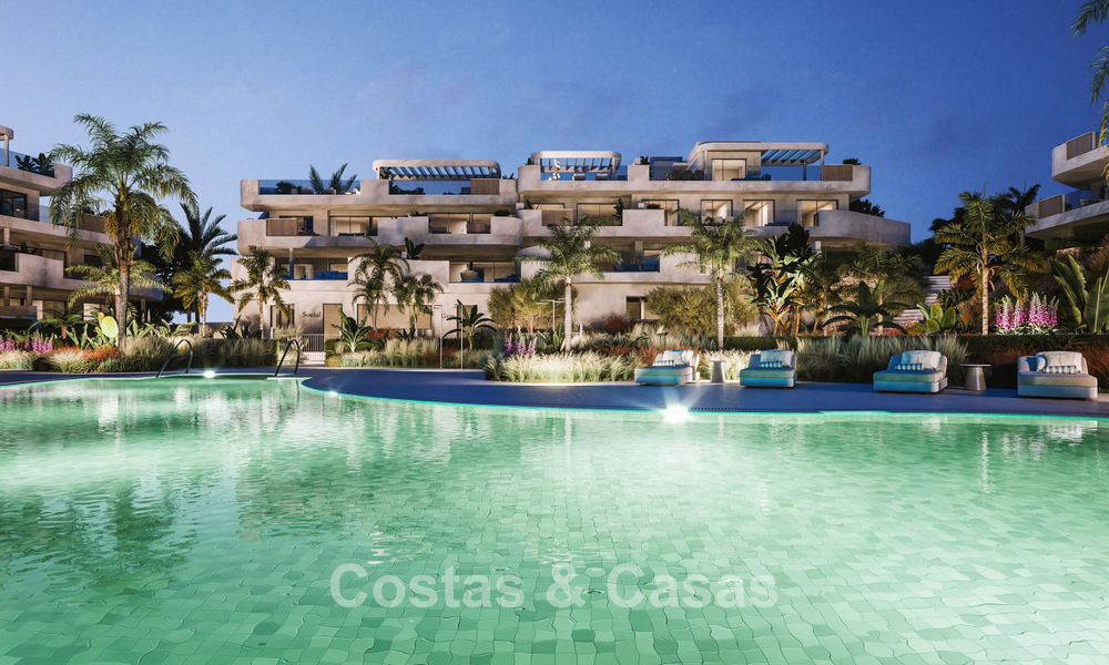 Appartements de charme élégants à vendre à quelques pas de la plage à l'ouest d'Estepona 782602