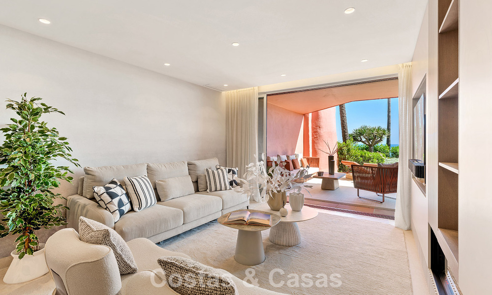 Appartement de luxe rénové avec vue dégagée sur la mer à vendre, en première ligne de plage, entre Marbella et Estepona 783423