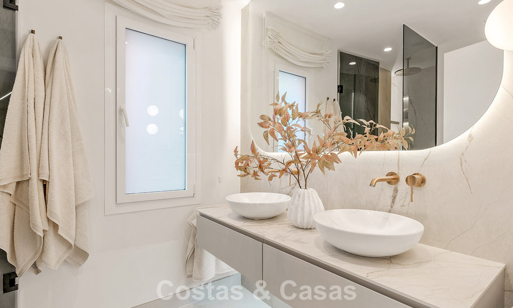 Appartement de luxe rénové avec vue dégagée sur la mer à vendre, en première ligne de plage, entre Marbella et Estepona 783432