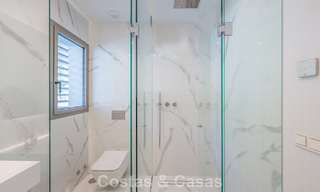 Appartement sophistiqué avec vue sur la mer à vendre dans une résidence fermée sur les collines de Marbella - Benahavis 783452 