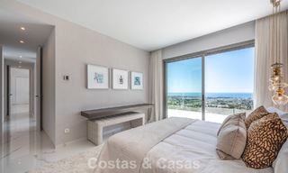 Appartement sophistiqué avec vue sur la mer à vendre dans une résidence fermée sur les collines de Marbella - Benahavis 783453 