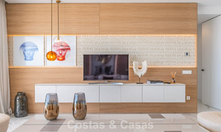 Appartement sophistiqué avec vue sur la mer à vendre dans une résidence fermée sur les collines de Marbella - Benahavis 783456 