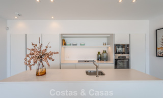 Appartement sophistiqué avec vue sur la mer à vendre dans une résidence fermée sur les collines de Marbella - Benahavis 783459 