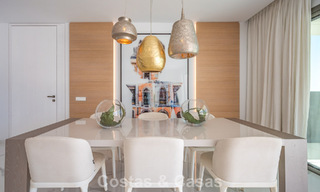 Appartement sophistiqué avec vue sur la mer à vendre dans une résidence fermée sur les collines de Marbella - Benahavis 783460 