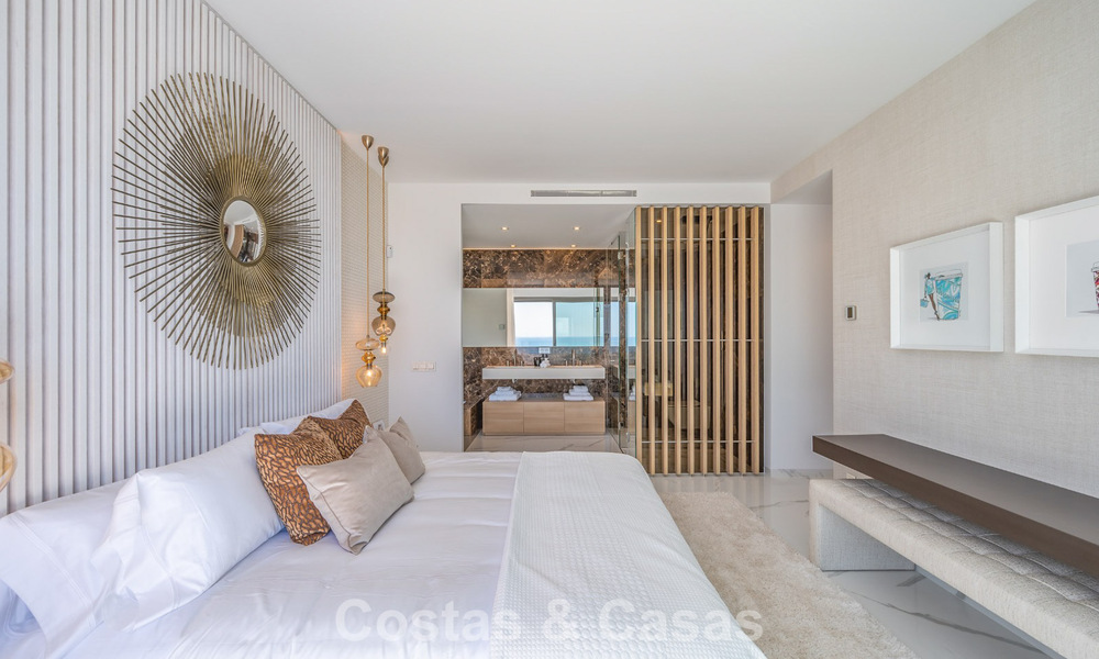 Appartement sophistiqué avec vue sur la mer à vendre dans une résidence fermée sur les collines de Marbella - Benahavis 783461