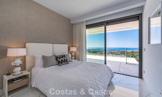 Appartement sophistiqué avec vue sur la mer à vendre dans une résidence fermée sur les collines de Marbella - Benahavis 783468 