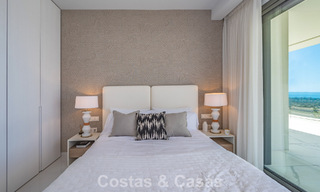 Appartement sophistiqué avec vue sur la mer à vendre dans une résidence fermée sur les collines de Marbella - Benahavis 783477 