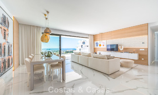 Appartement sophistiqué avec vue sur la mer à vendre dans une résidence fermée sur les collines de Marbella - Benahavis 783487 