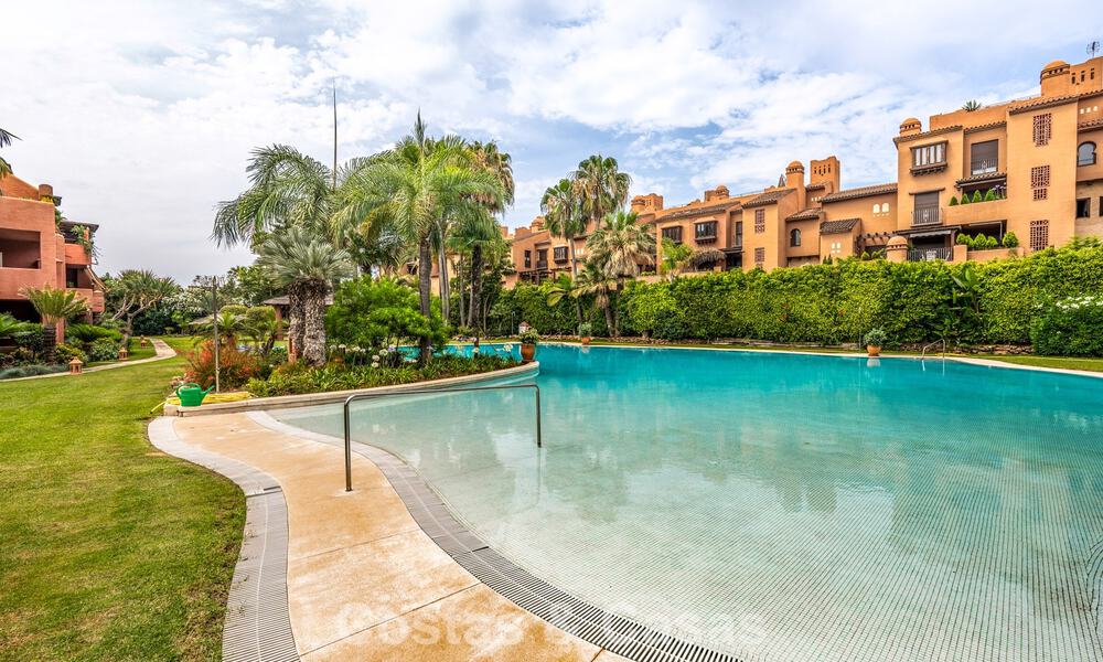 Penthouse en duplex spacieux avec piscine à vendre dans une résidence de golf près de Guadalmina Baja, Marbella - Estepona 783528
