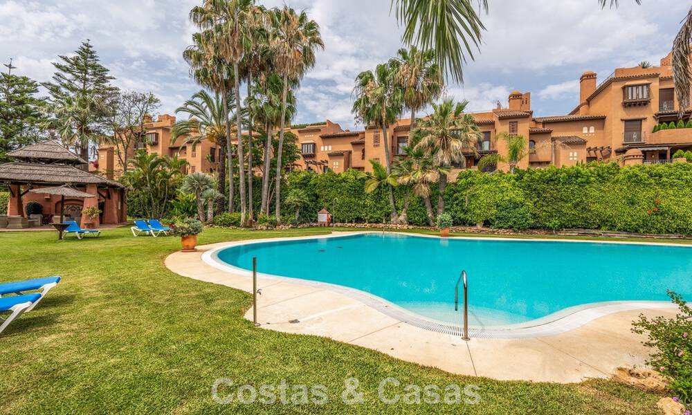 Penthouse en duplex spacieux avec piscine à vendre dans une résidence de golf près de Guadalmina Baja, Marbella - Estepona 783529