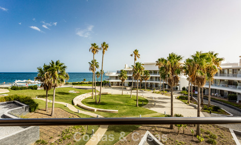 Appartement moderne de 4 chambres en bord de mer à vendre avec vue sur la mer à Estepona, Costa del Sol 782695