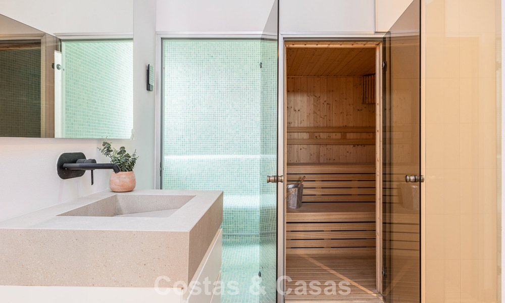 Villa contemporaine à vendre à quelques pas de la plage et des commodités à Marbella centre 783517