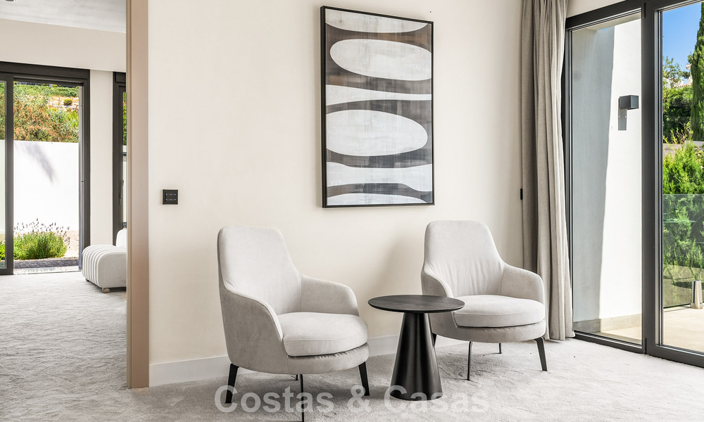 Villa en première ligne de golf avec vue sur le golf et la mer à vendre dans le complexe de golf 5* de Marbella - Benahavis 783375