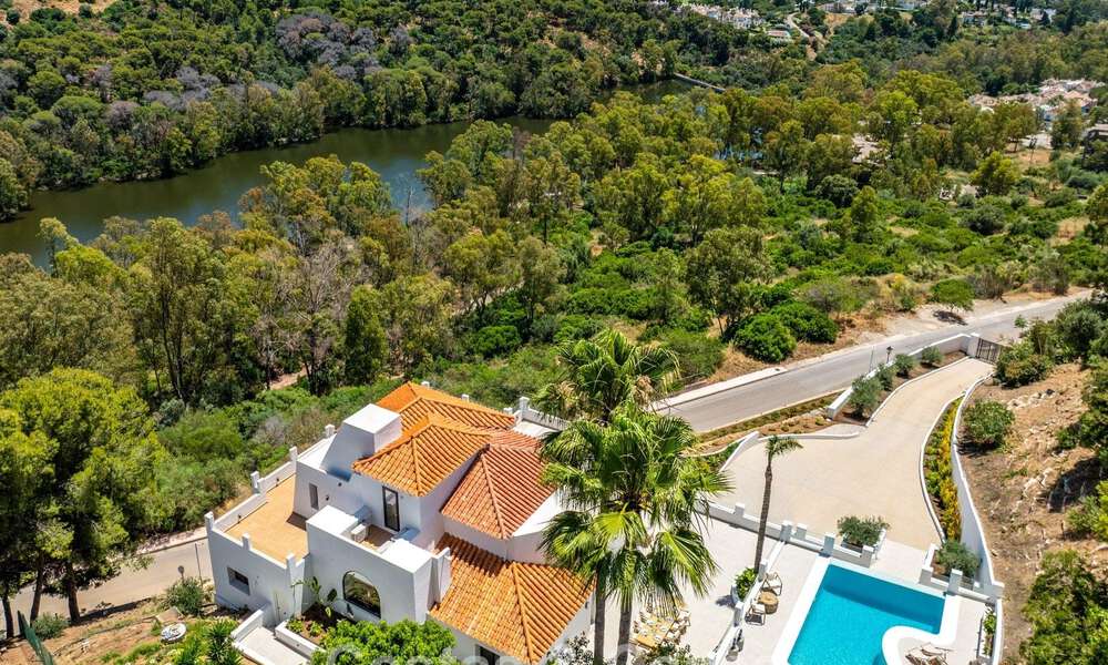Luxueuse villa méditerranéenne à vendre sur les collines de Nueva Andalucia, Marbella 783228