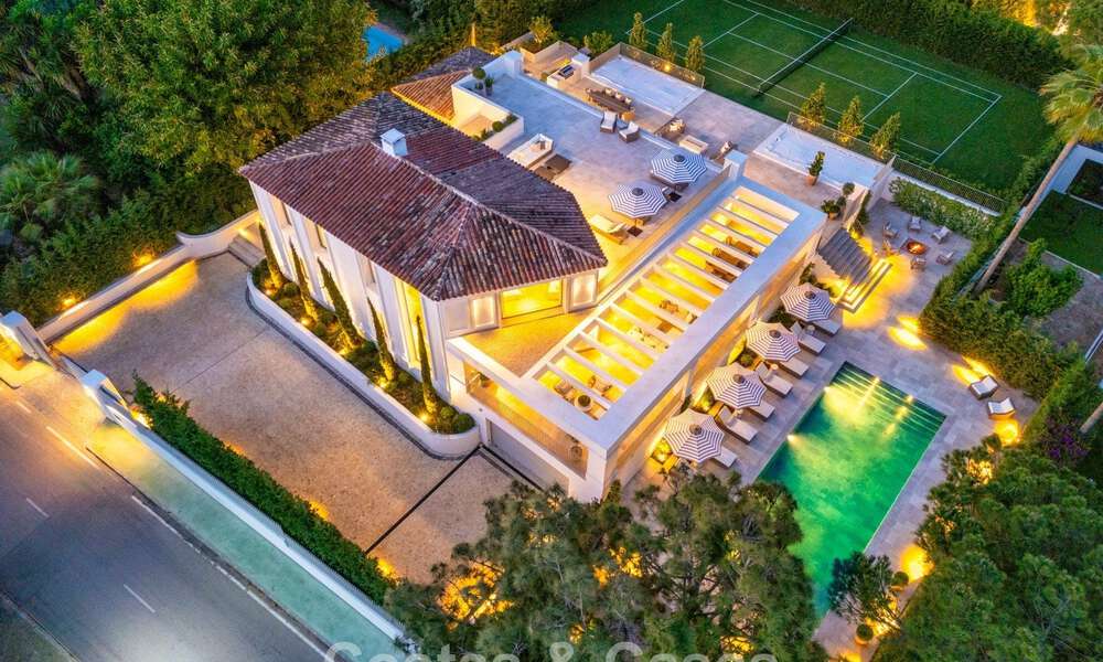 Impressionnante villa de luxe avec court de tennis en gazon à vendre, proche des commodités, sur le Golden Mile de Marbella 782697