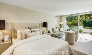 Impressionnante villa de luxe avec court de tennis en gazon à vendre, proche des commodités, sur le Golden Mile de Marbella 782701 