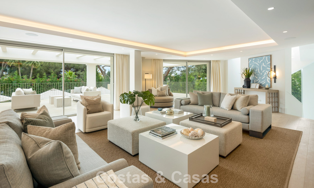 Impressionnante villa de luxe avec court de tennis en gazon à vendre, proche des commodités, sur le Golden Mile de Marbella 782708