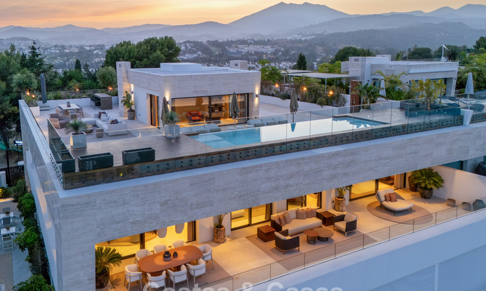 Penthouse design haut de gamme, prête à emménager, à vendre dans un complexe de premier ordre sur le Golden Mile de Marbella 782735