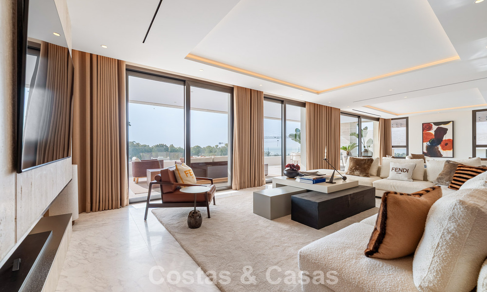 Penthouse design haut de gamme, prête à emménager, à vendre dans un complexe de premier ordre sur le Golden Mile de Marbella 782756