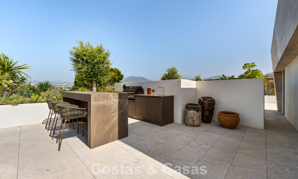 Penthouse design haut de gamme, prête à emménager, à vendre dans un complexe de premier ordre sur le Golden Mile de Marbella 782773