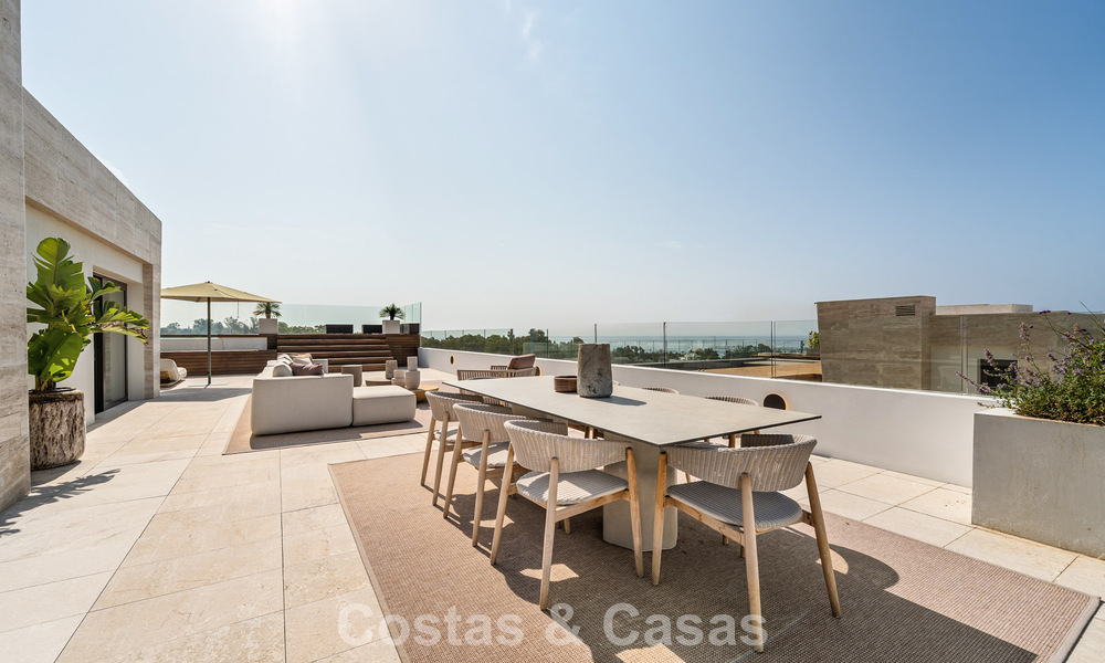 Penthouse design haut de gamme, prête à emménager, à vendre dans un complexe de premier ordre sur le Golden Mile de Marbella 782775