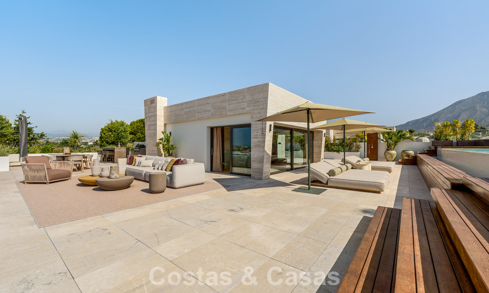 Penthouse design haut de gamme, prête à emménager, à vendre dans un complexe de premier ordre sur le Golden Mile de Marbella 782778