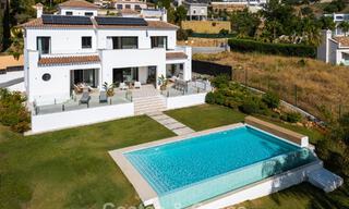 Villa de style méditerranéen moderne en première ligne de golf à vendre à Elviria, à l'est du centre de Marbella 783014 