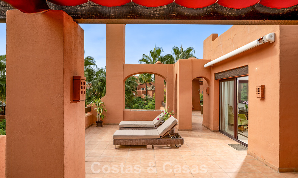 Exceptionnel penthouse en duplex à vendre, à quelques pas de Puerto Banús à Nueva Andalucia, Marbella 783043