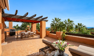 Exceptionnel penthouse en duplex à vendre, à quelques pas de Puerto Banús à Nueva Andalucia, Marbella 783048 
