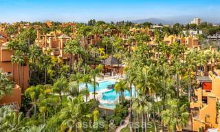 Exceptionnel penthouse en duplex à vendre, à quelques pas de Puerto Banús à Nueva Andalucia, Marbella 783051 