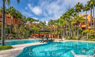 Exceptionnel penthouse en duplex à vendre, à quelques pas de Puerto Banús à Nueva Andalucia, Marbella 783066 