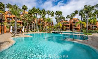 Exceptionnel penthouse en duplex à vendre, à quelques pas de Puerto Banús à Nueva Andalucia, Marbella 783068 