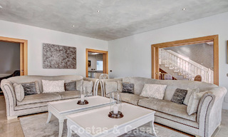 Villa de luxe de style méditerranéen à vendre à quelques pas de la plage et des commodités à Guadalmina Baja, Marbella 783087 