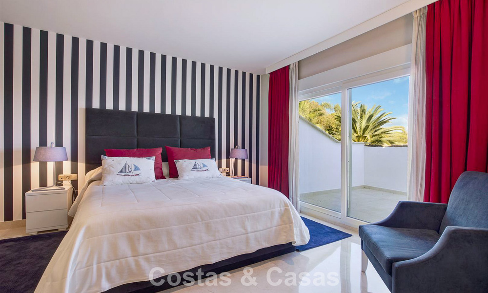 Villa de luxe de style méditerranéen à vendre à quelques pas de la plage et des commodités à Guadalmina Baja, Marbella 783090