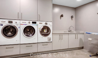 Villa de luxe de style méditerranéen à vendre à quelques pas de la plage et des commodités à Guadalmina Baja, Marbella 783094 