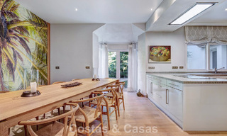 Villa de luxe de style méditerranéen à vendre à quelques pas de la plage et des commodités à Guadalmina Baja, Marbella 783104 