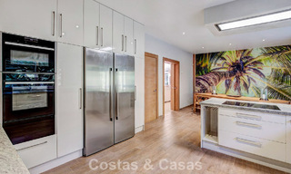 Villa de luxe de style méditerranéen à vendre à quelques pas de la plage et des commodités à Guadalmina Baja, Marbella 783109 