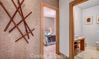 Villa de luxe de style méditerranéen à vendre à quelques pas de la plage et des commodités à Guadalmina Baja, Marbella 783110 