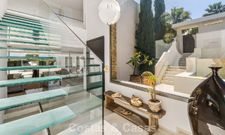 Villa de luxe sophistiquée à vendre avec court de tennis privé au cœur de Nueva Andalucia, Marbella 783614 