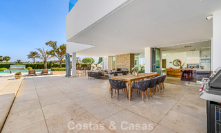 Villa de luxe sophistiquée à vendre avec court de tennis privé au cœur de Nueva Andalucia, Marbella 783624 