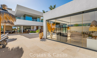 Villa de luxe sophistiquée à vendre avec court de tennis privé au cœur de Nueva Andalucia, Marbella 783627 