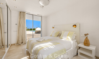 Villa de luxe sophistiquée à vendre avec court de tennis privé au cœur de Nueva Andalucia, Marbella 783632 