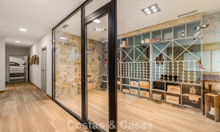 Villa de luxe sophistiquée à vendre avec court de tennis privé au cœur de Nueva Andalucia, Marbella 783638 
