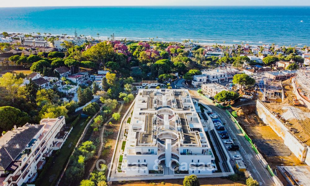 Appartement deux chambres au rez-de-chaussée à vendre à quelques pas de la plage à Elviria, Marbella 783644