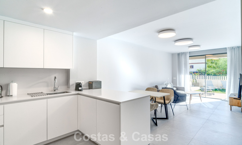 Appartement deux chambres au rez-de-chaussée à vendre à quelques pas de la plage à Elviria, Marbella 783665