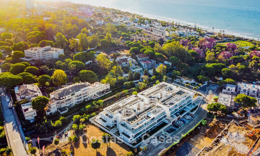Appartement deux chambres au rez-de-chaussée à vendre à quelques pas de la plage à Elviria, Marbella 783668