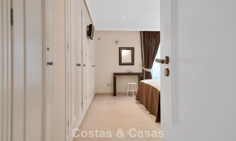 Appartement en rez-de-chaussée à vendre dans une résidence en bord de mer sur le New Golden Mile, Marbella - Estepona 783669