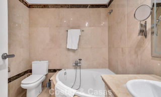 Appartement en rez-de-chaussée à vendre dans une résidence en bord de mer sur le New Golden Mile, Marbella - Estepona 783675 
