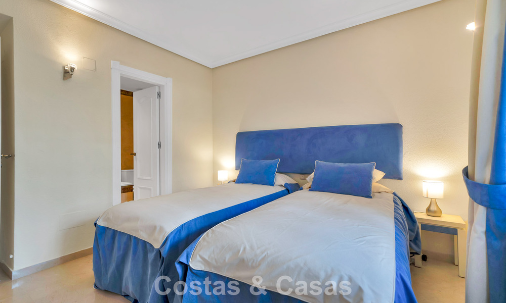 Appartement en rez-de-chaussée à vendre dans une résidence en bord de mer sur le New Golden Mile, Marbella - Estepona 783680